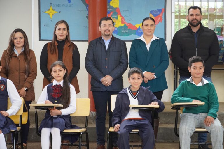 Comprometidos con la Educación