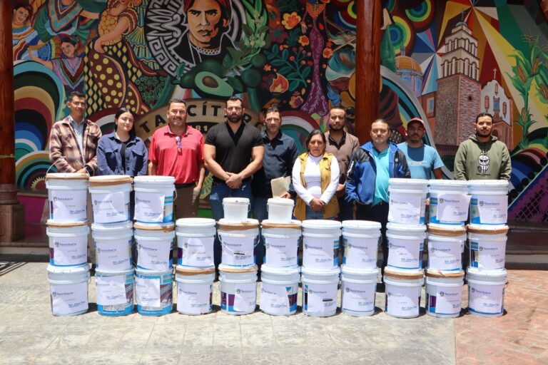Impulsando Mejores Espacios para la Educación