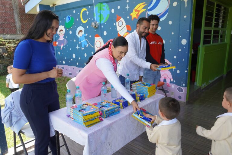 Fortalecemos la educación en nuestras comunidades